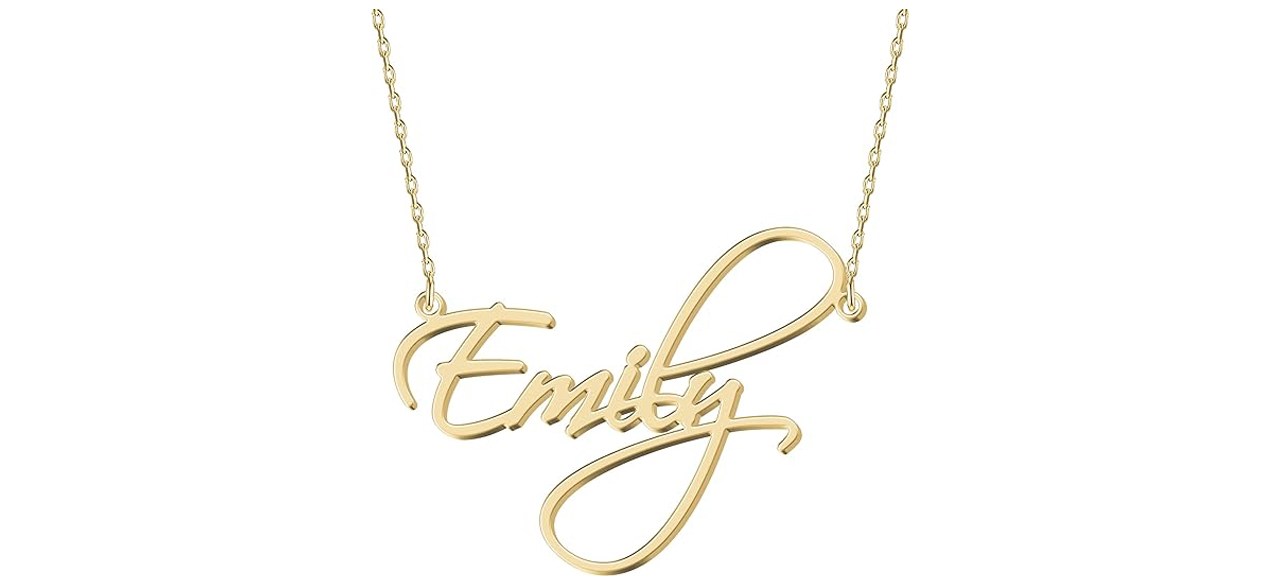 UMAGICBOX Personalized Name Necklace on white background