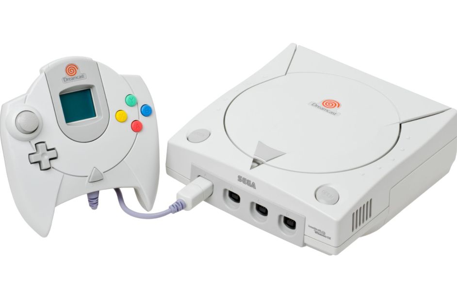 Sega Dreamcast in white
