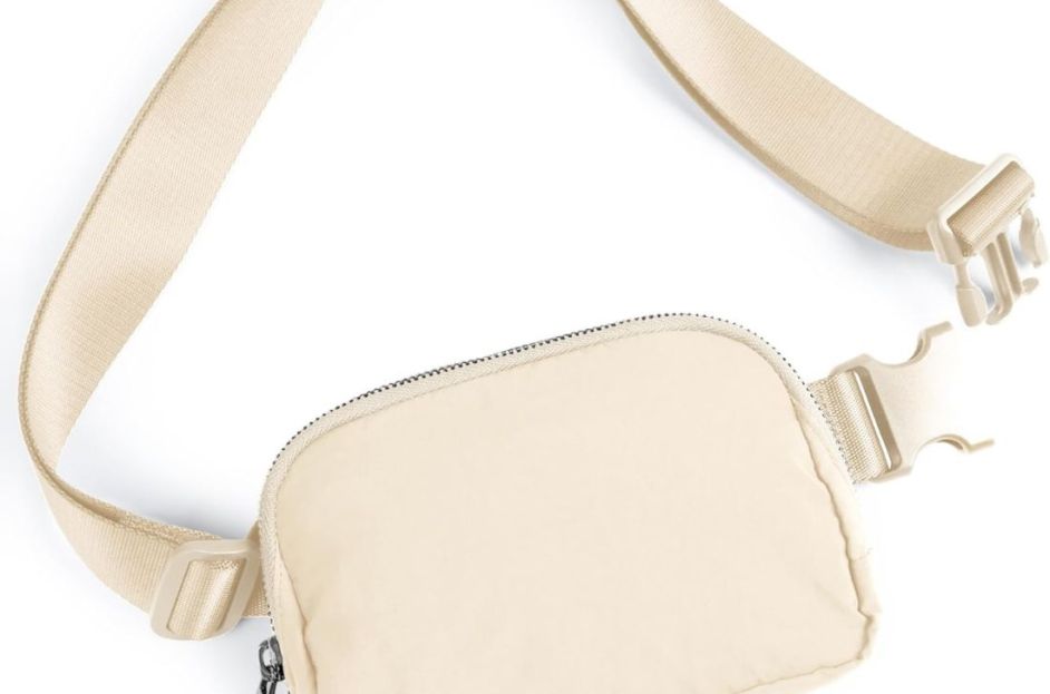6 Best Lululemon Everywhere Bag Dupes: Target, Amazon, TikTok
