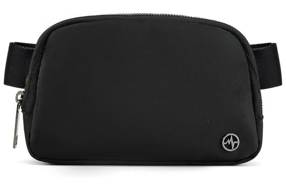 black lululemon everywhere bag dupe