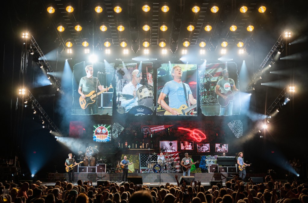 Players, Hootie & The Blowfish
