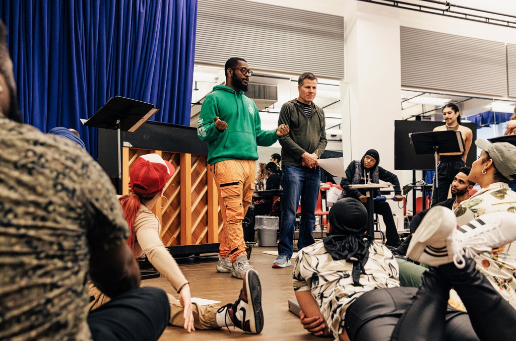 Zhailon Levingston, Bill Rauch, and the company in rehearsal for CATS: