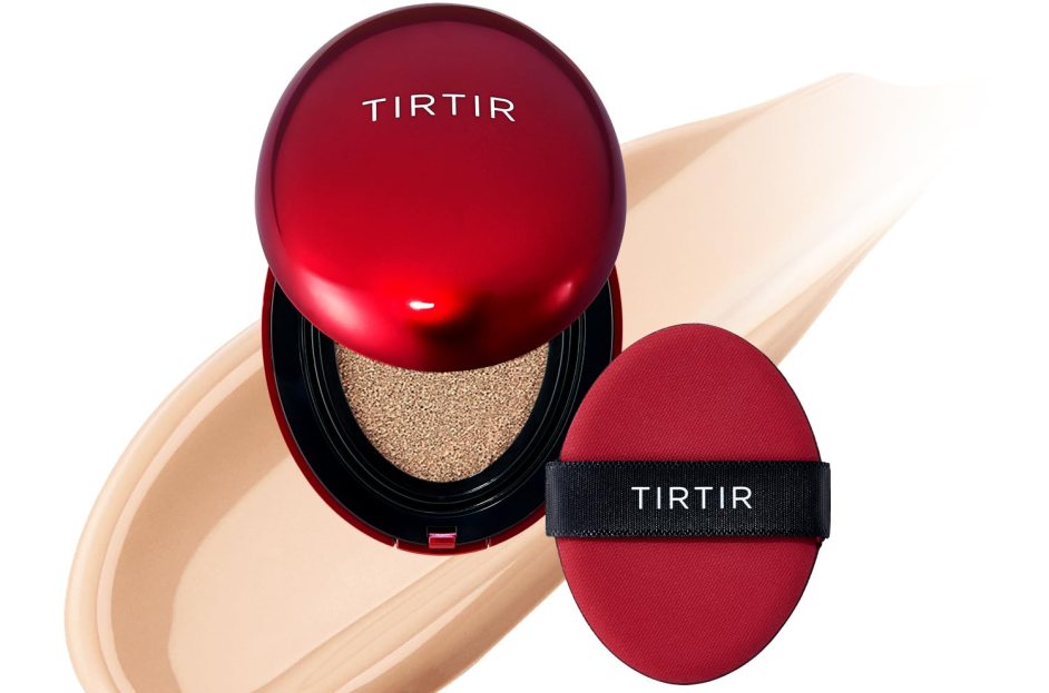 Best Travel-Friendly Beauty Products to Pack for Your Next Trip