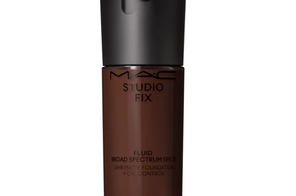 bottle of mac liquid foundation