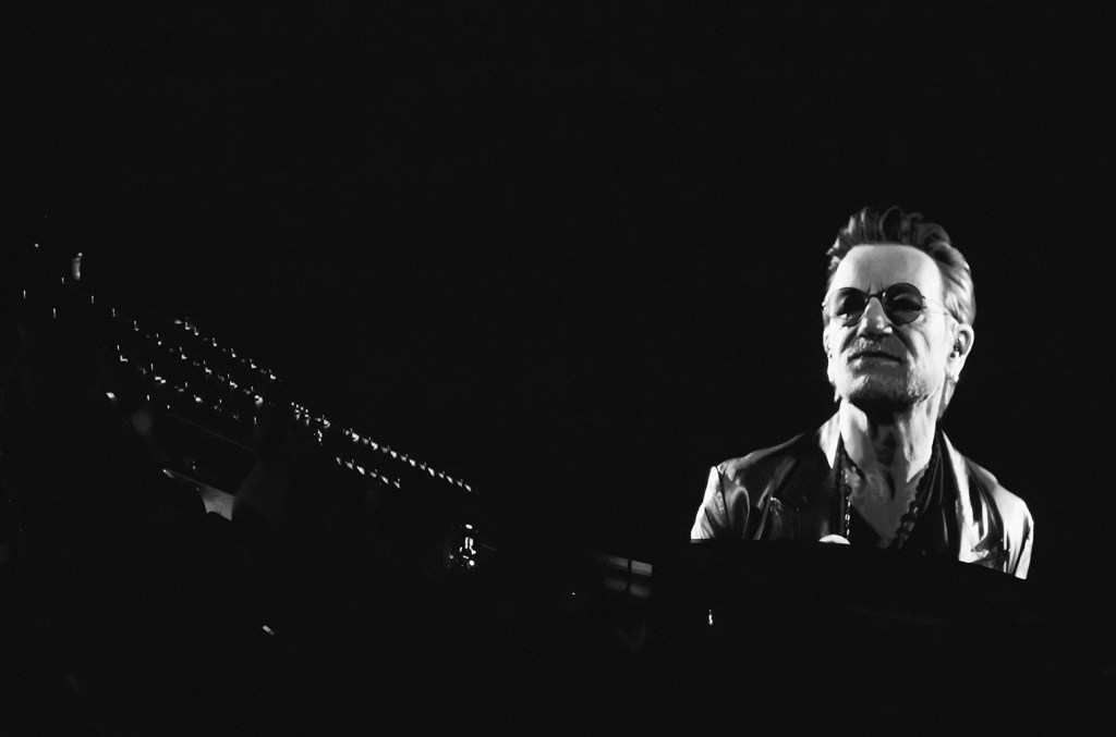 V-U2: An Immersive Concert Film