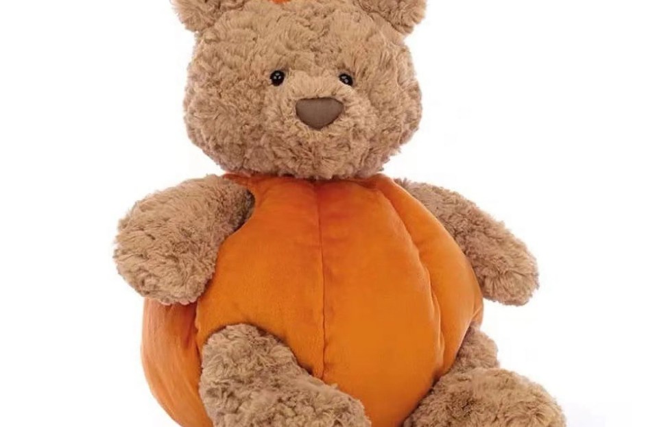 10 Must-Have Items to Kickstart Your Boo Basket: Here's How to Make It