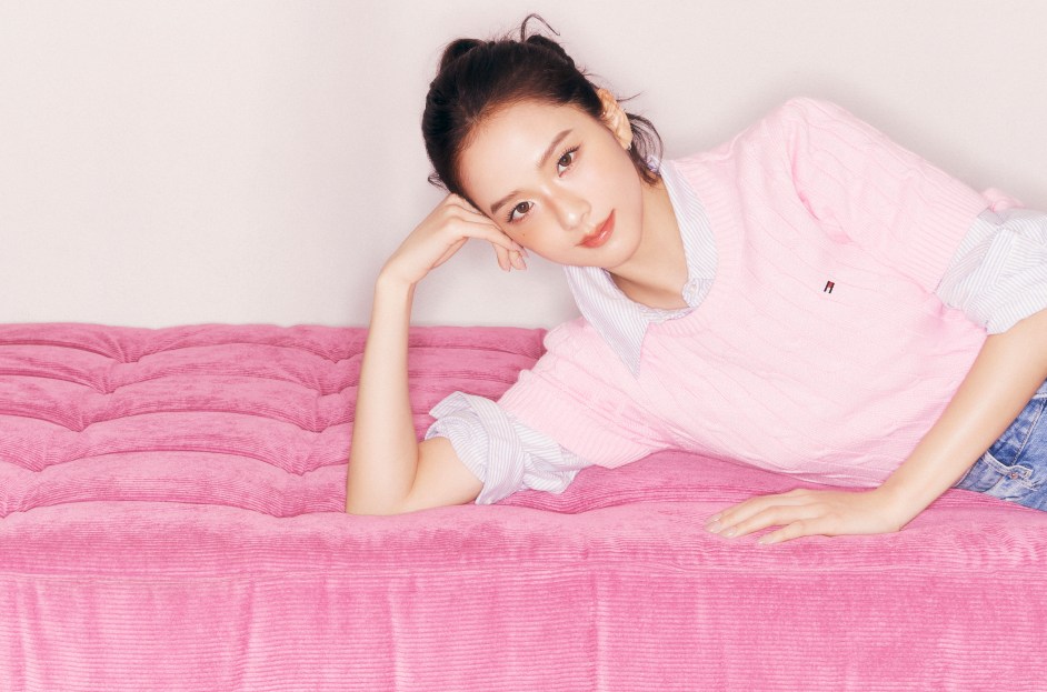 BLACKPINK's JISOO Stars in Tommy Hilfiger Spring Campaign: Shop Online