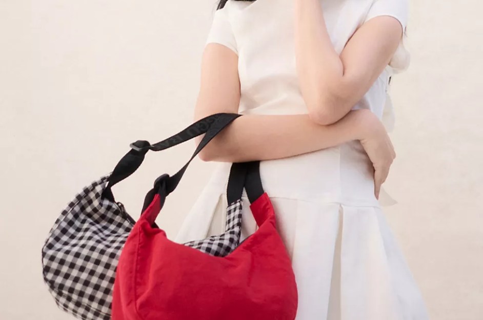 Best Baggu Deals 2025: Get Nylon Crescent Bag on Sale for 57% Off