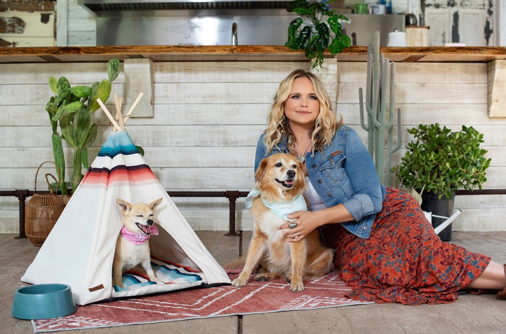 Cher, Bellamy and Miranda Lambert.
