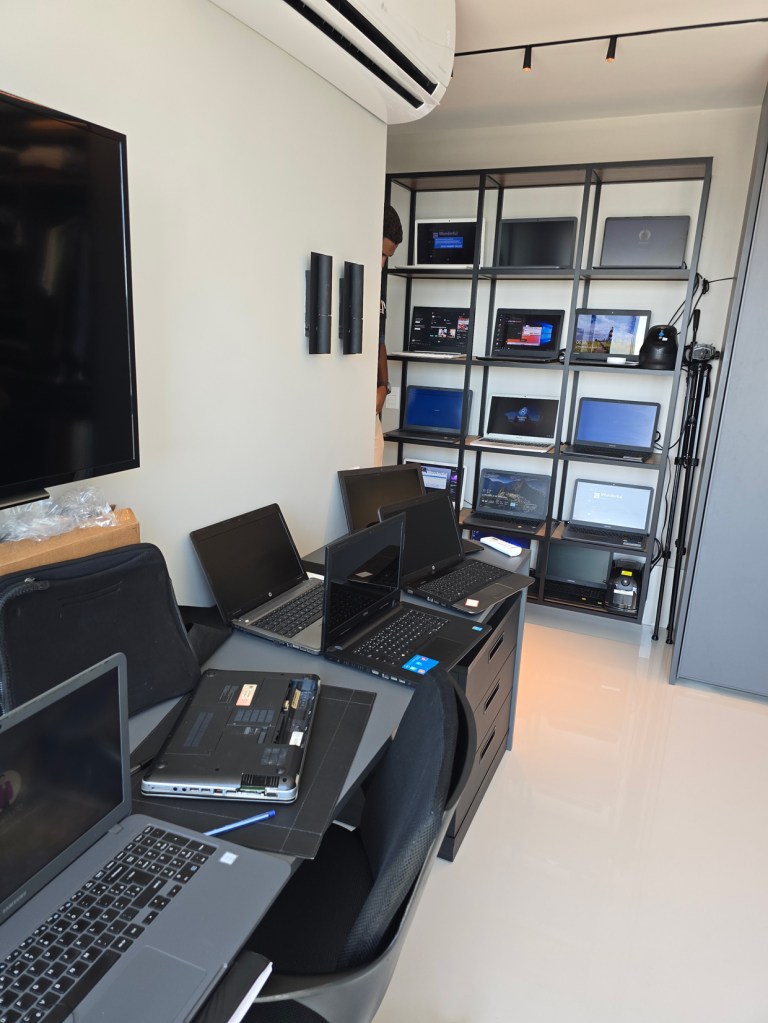Investigators found a wall of laptops generating millions of illicit Spotify streams at the condo of Ronaldo Torres de Souza in Recife, Brazil.