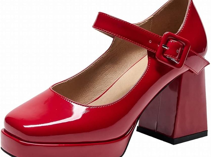 10 Taylor Swift-Inspired Fashion Pieces to Shop This Summer