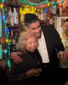 Toñita & Bad Bunny