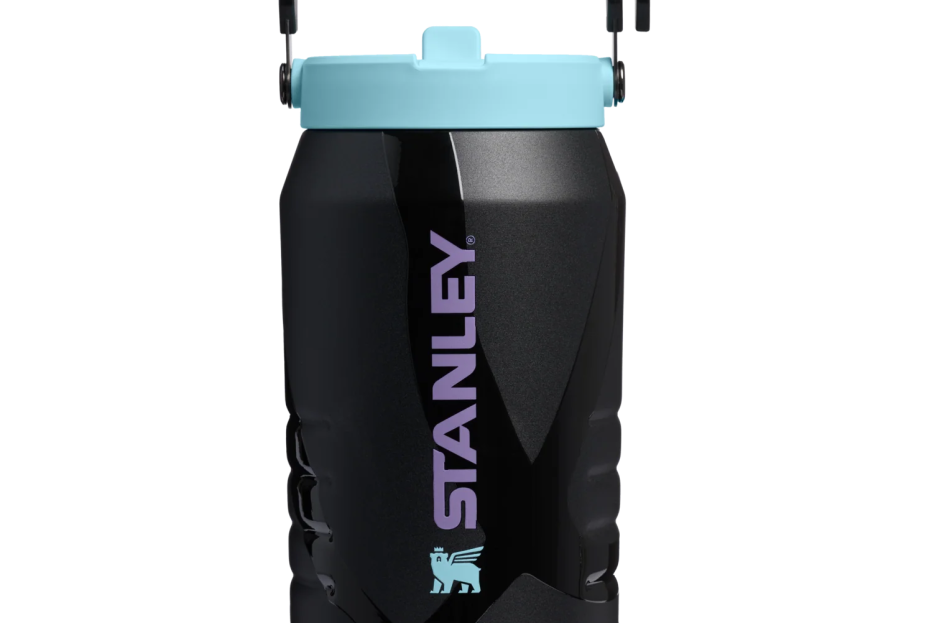 This Caitlin Clark x Stanley 1913 Bottle Collab Is An Absolute Bucket