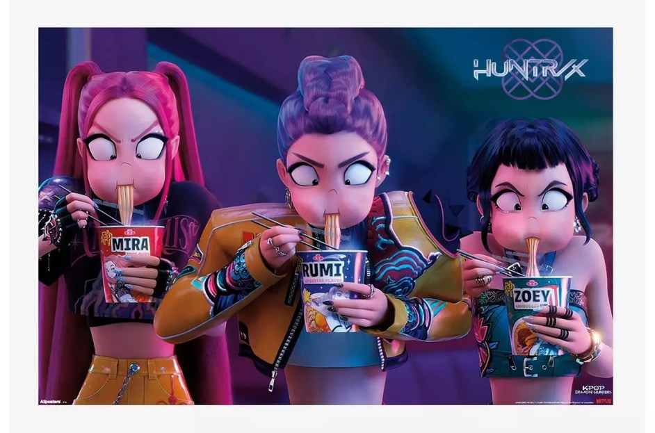 Best K-Pop Holiday Gifts of 2025, According to a Fan: Shop the Guide